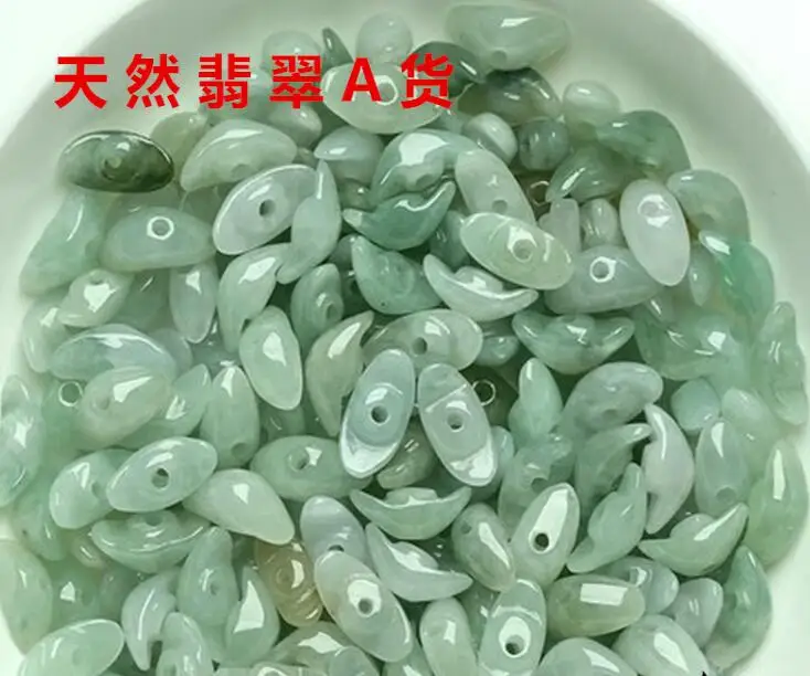 

Natural authentic Burmese jadeite a goods green and white transport Beads Bead Road Road Tong jade Beads DIY Bead Bracelet
