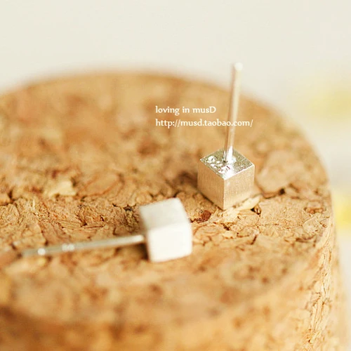 Simple small cube earrings 925 sterling silver stud hypoallergenic European style men women co | Украшения и аксессуары