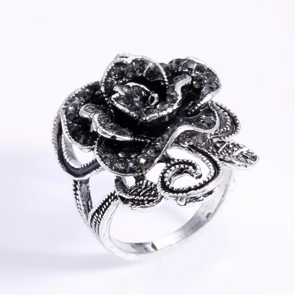 

2019 Fashion Retro Punk Circle Unique Engraving Antique Silver Flower Lucky Ring Women Bohemia Beach European Jewelry Ring