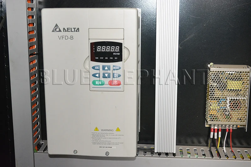 Фрезерный станок с ЧПУ Blue Elephant 1530 ATC автоматический инструмент фрезерный для мдф