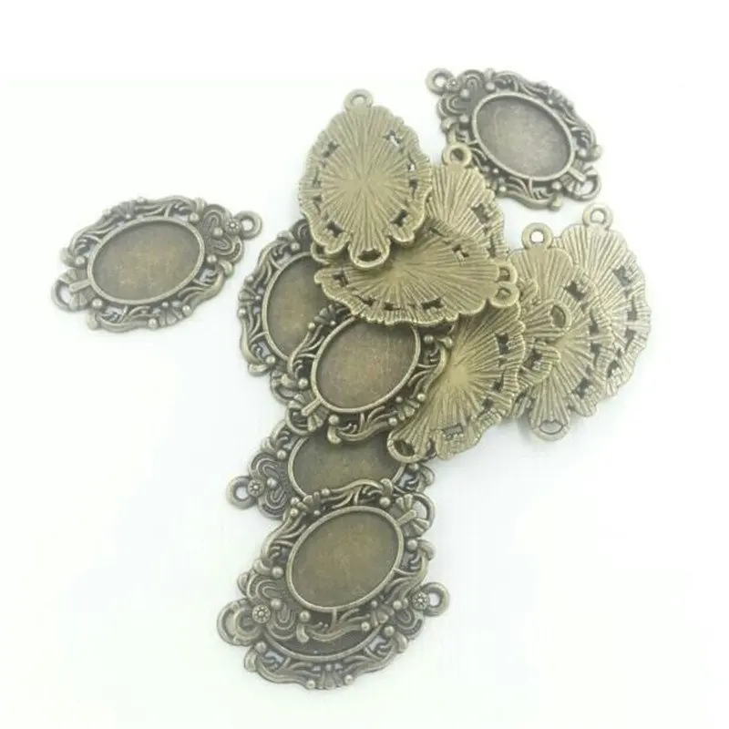 

Blank Base Tray Pendants Cabochon Setting Cameo Bronze and Antique Silver Zinc Alloy Fashion Pendant 10x14mm 30pcs T612