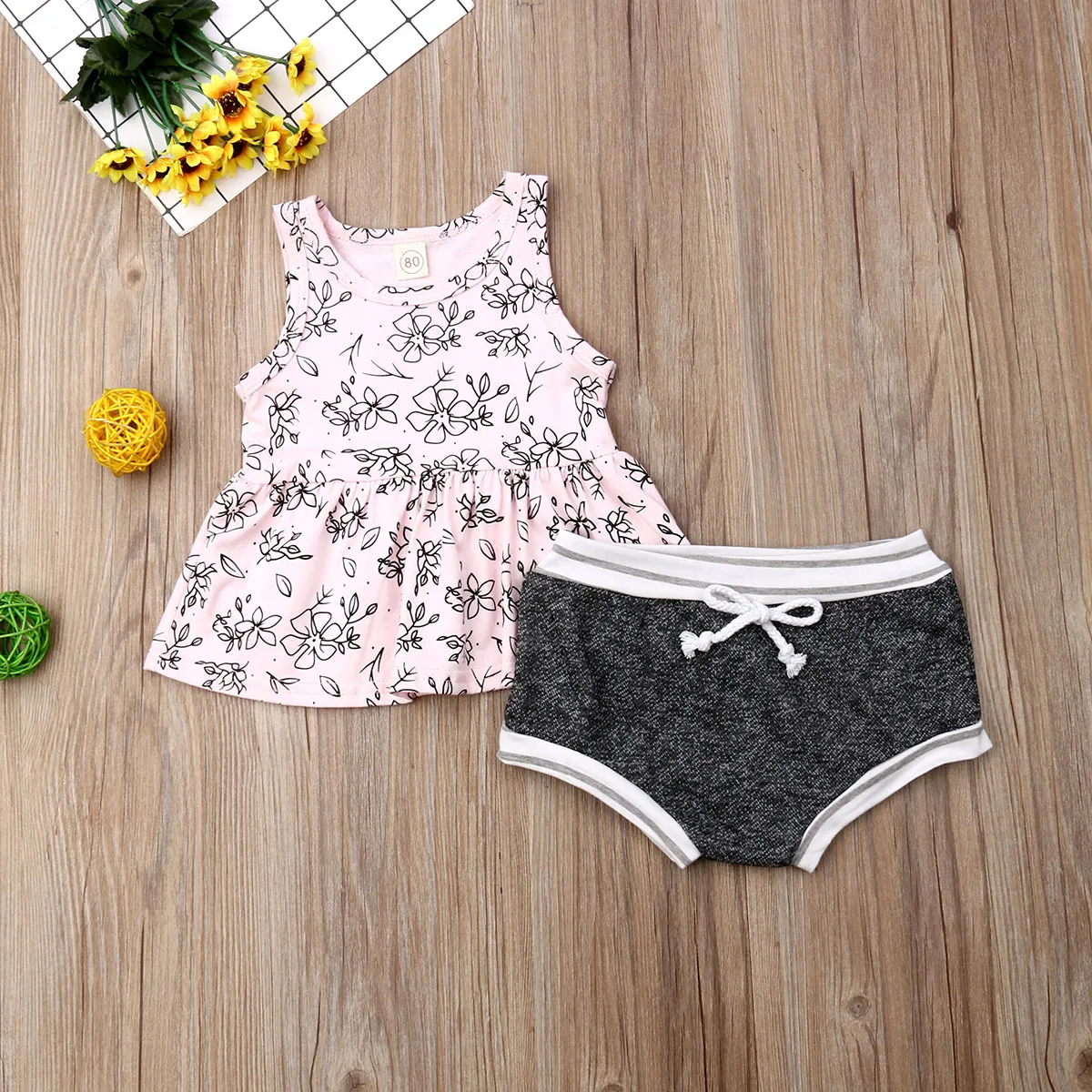 Летняя одежда для девочек жилет без рукавов с цветочным рисунком топы и шорты