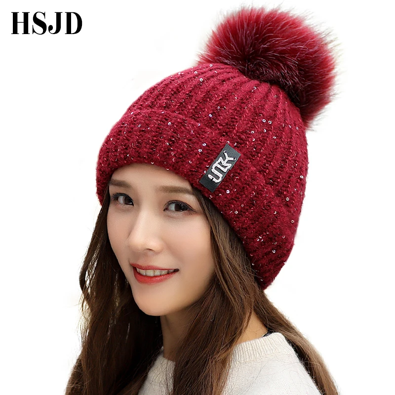 Зимние женские вязаные шапки с блестками теплые большим помпоном для девочек