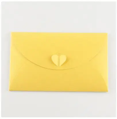 Pearl Yellow 100 шт./лот 6,8x4," /17,5x11 см Зажим-сердце 250gsm бумажные конверты для приглашение на празднование свадьбы карты фотооткрытка подарки - Цвет: Pearl Yellow
