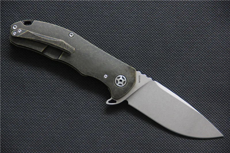 CH3504 Flipper folding knife S35VN blade ball bearing TC4 titanium Skull pattern handle hunting camping fruit Knives EDC tools |