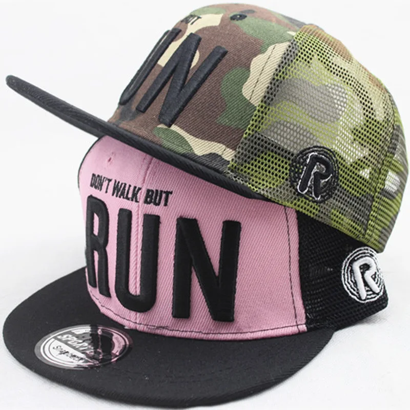 Детские бейсболки с сетчатым верхом Unisex Kids Mesh Snapback Hats Children Letter RUN Embroidery Baseball Cap Hip Hop Sun Boys Girls Summer Cool Caps.