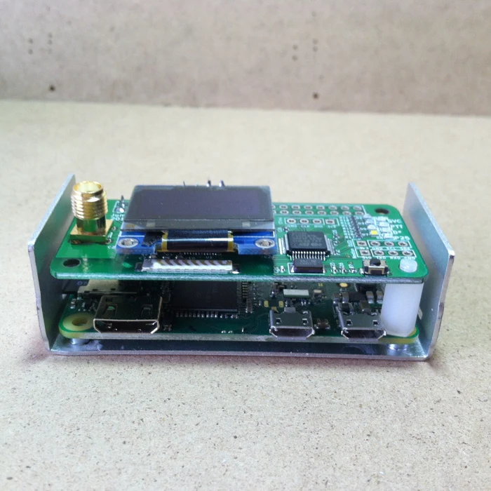 OLED MMDVM DMR P25 YSF поддерживает онлайн обновление температуры дополнительный