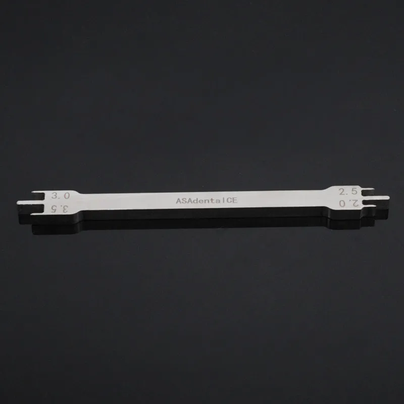 Стоматологическая нержавеющая сталь ортодонтический кронштейн Скоба манометр