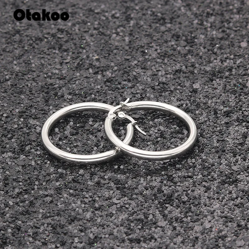Otakoo маленькие серьги-кольца золотого цвета из нержавеющей стали для женщин и
