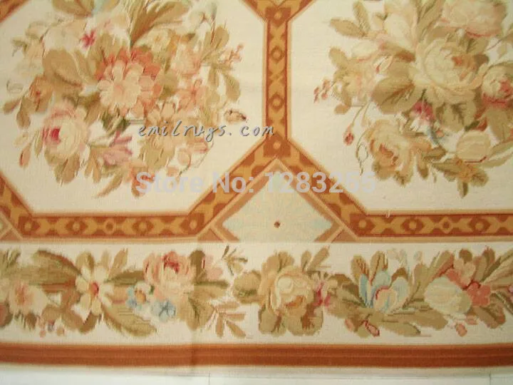 Рисунок 4 - Старинный европейский ковер с иглой