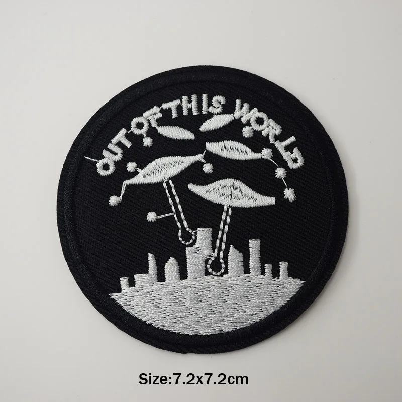 10 Alien UFO ET Iron On Patches Значки для шитья швов одежда костюмы пальто куртка брюки футболка брюки орнамент одежда - Цвет: 10