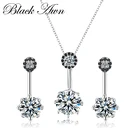 Ожерелье с подвеской и серьги-гвоздики серебристого цвета