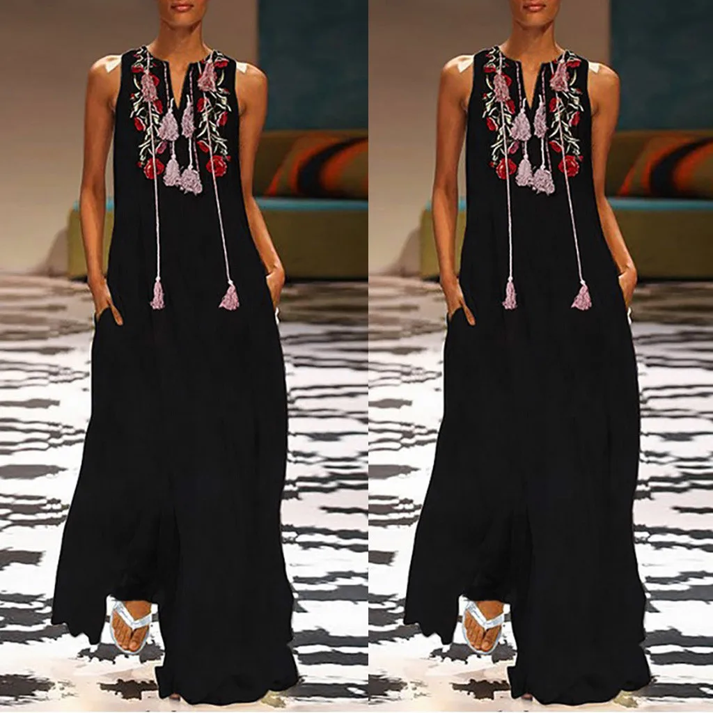 Женское длинное винтажное платье бохо черное макси без рукавов с цветочной