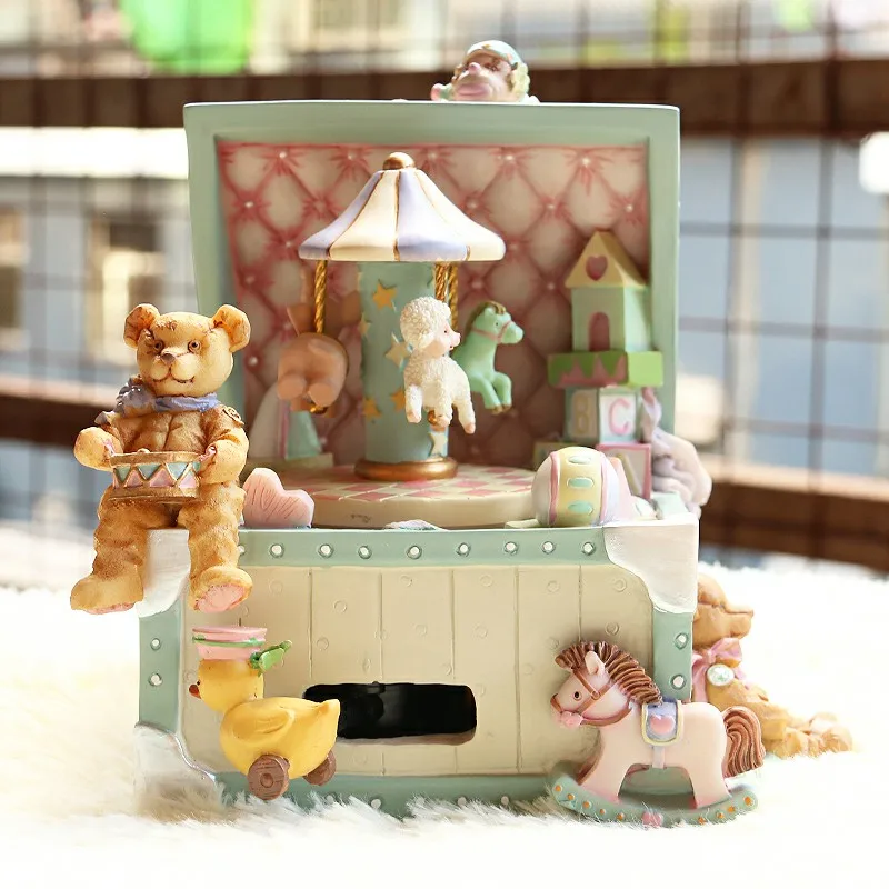 cute 18 tones swivel design bear amusement park resin music box for girl