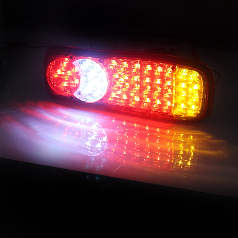 Задний свет 46-LED 24V практичный тройной цвет высокая яркость задний лампы для