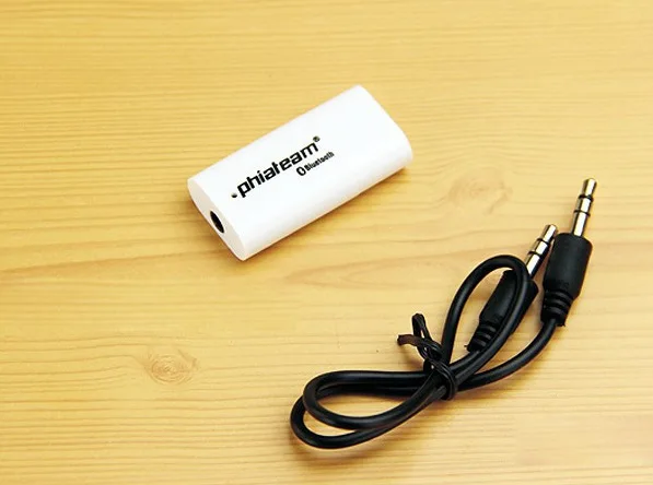 LY 10pcs/lot Newest USB Speaker bluetooth receiver usb audio Bluetooth wireless speaker Music Converter |
