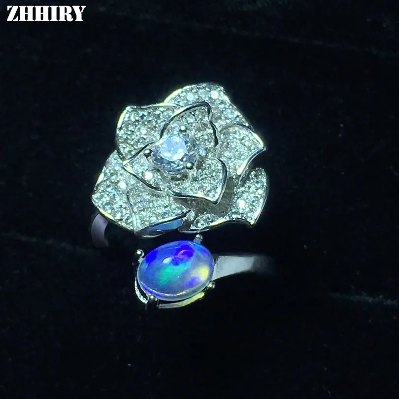 

Кольцо женское из серебра 925 пробы с натуральным опалом