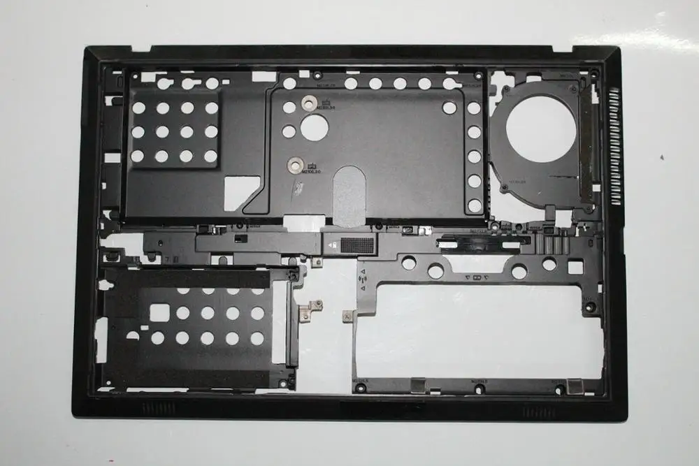 

New Black Bottom Base Case For HP ProBook 5330M 650367-001