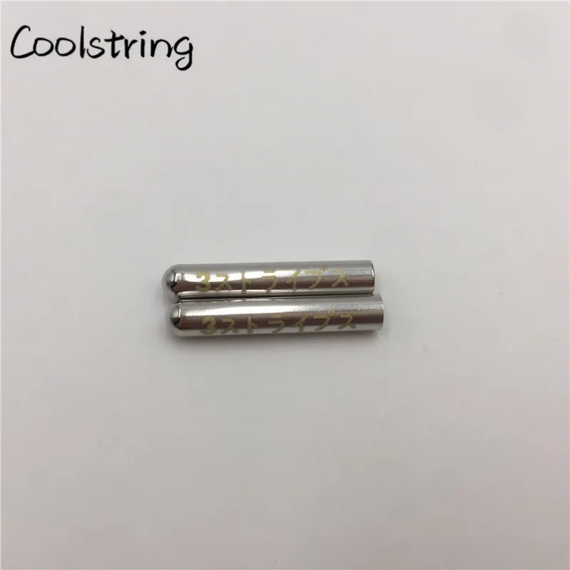 Coolstring 4 шт./1 комплект блестящие бесшовные толстовки шнурки металлические Aglets лазерные японские буквы Одежда DIY шнурки советы - Цвет: 482	Silver logo