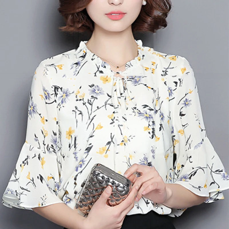 Летняя женская блузка с цветочным принтом рубашка расклешенными рукавами