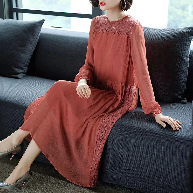 Платье женское винтажное с длинным рукавом кружевное в стиле пэтчворк красное