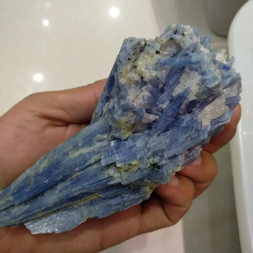 560-660 г образец синего кианита из Бразилии модель Troll | Дом и сад