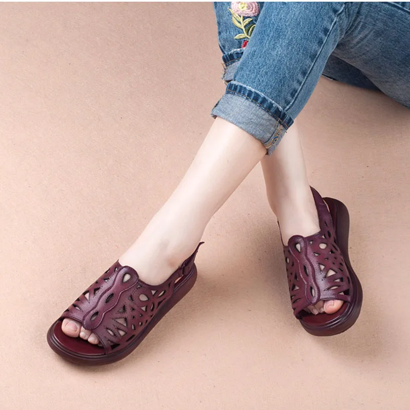 Женские сандалии из натуральной кожи летние на платформе черные/коричневые