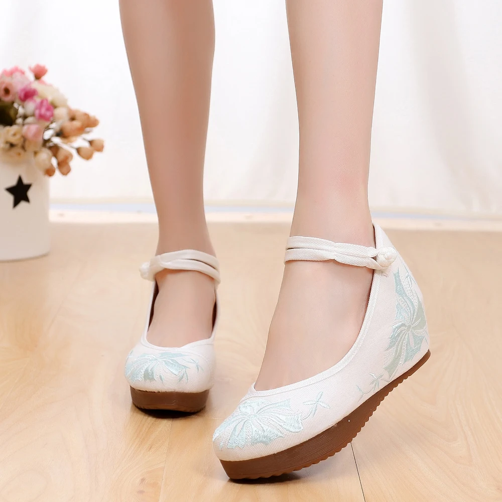 Винтажные женские туфли лодочки с цветочной вышивкой Повседневная парусиновая