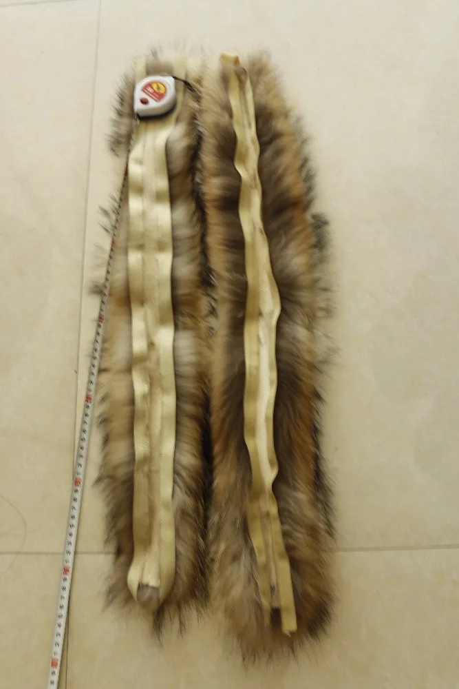 Натуральная отделка мехом енота/Отделка капюшона из натурального меха/отделка