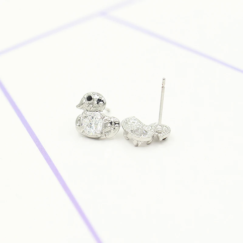 Cute Duck Shining Fashion Women Jewelry Kid Style Crystal Rhinestone Stud Earrings Female Bijoux Wholesale girl Gift C085 | Украшения и