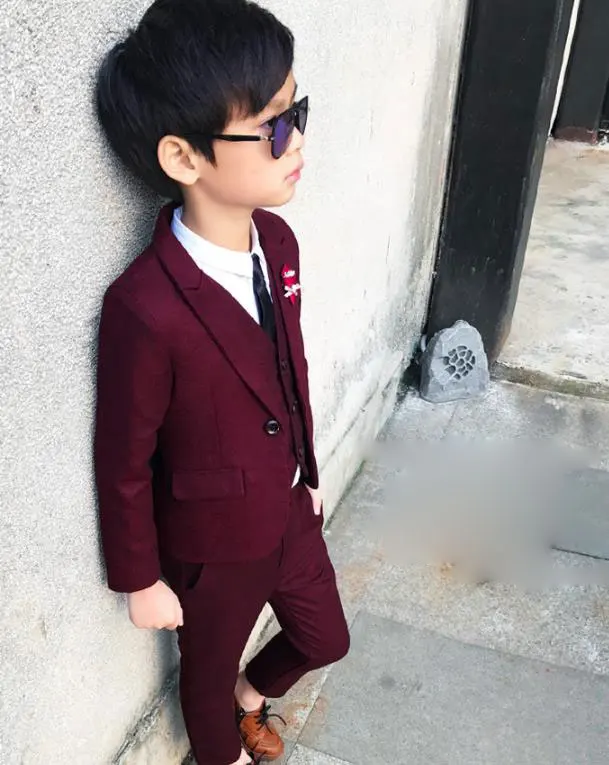 Wine red Свадебный костюм с цветочным узором для мальчиков, детский Блейзер, жилет, штаны, комплект детской одежды для танцев на день рождения из 3 предметов для бега, детское фортепиано - Цвет: Wine red