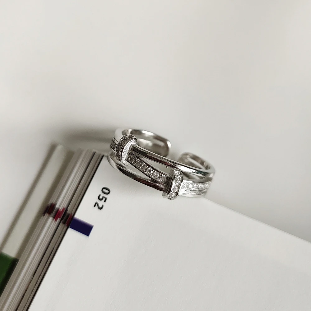 Женское кольцо из серебра 925 пробы с бриллиантами | Украшения и аксессуары