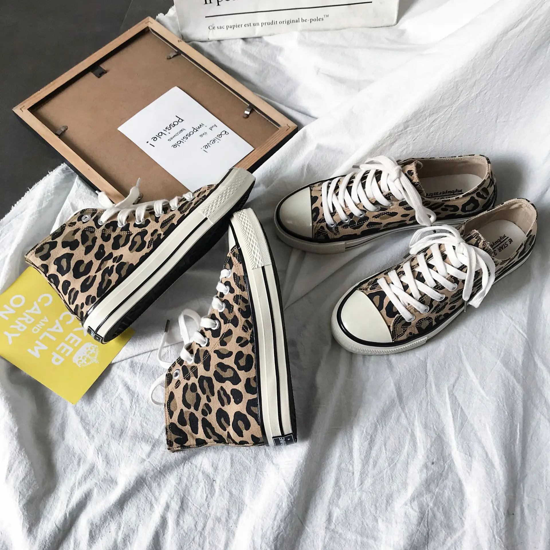 Для женщин холст кроссовки Leopard высокой верхней удобная обувь вулканизируют