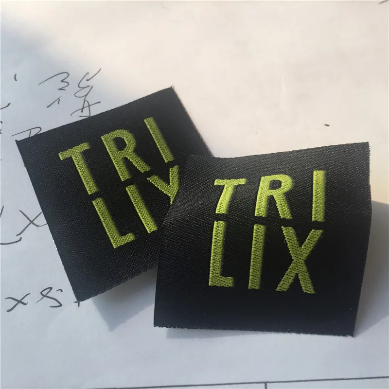 

Customized 3.9*4.2cm 75D high density garment woven label for clothing main label