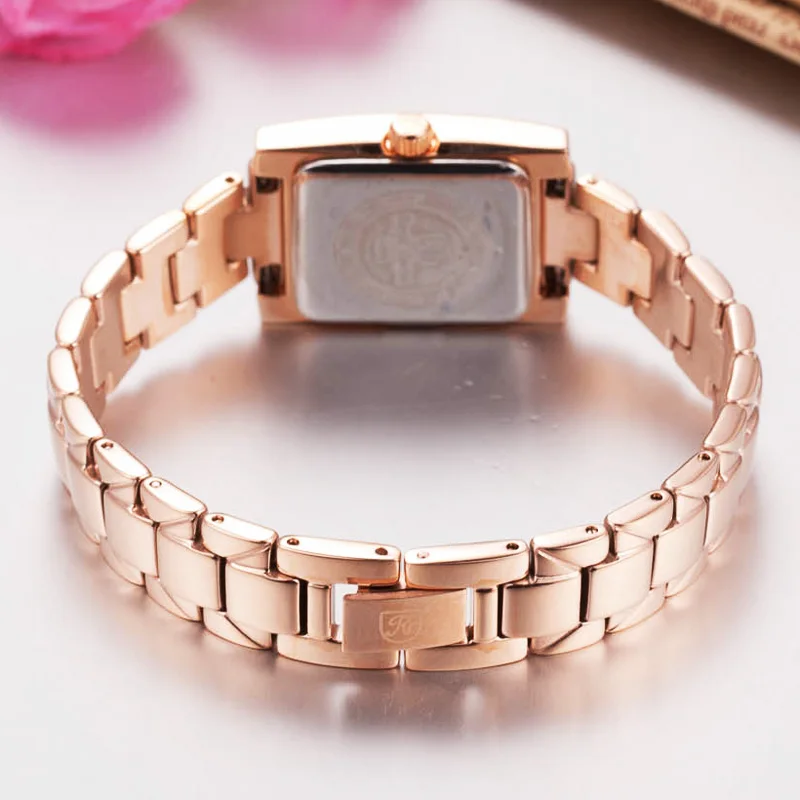 Женские кварцевые часы с браслетом из нержавеющей стали в японском стиле |