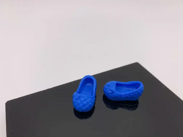 a pair of shoes Новые стильные кукольные туфли маленькая игрушечная обувь для кукол kally BBIA12 - Цвет: a pair of shoes