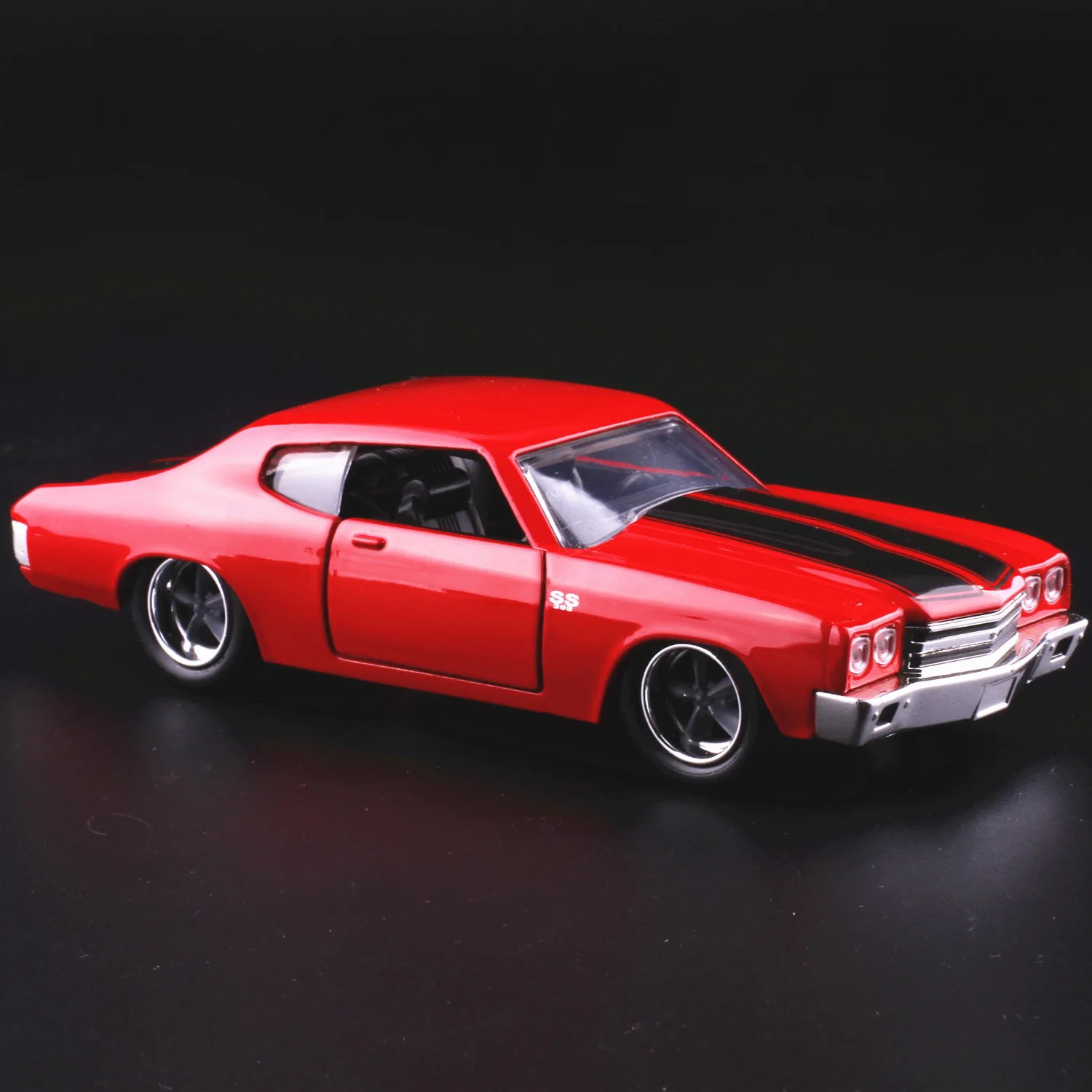 Фирменная Новинка JADA 1/32 масштаб автомобиля игрушки быстро и Форсаж DOM 1970 Chevy Chevelle
