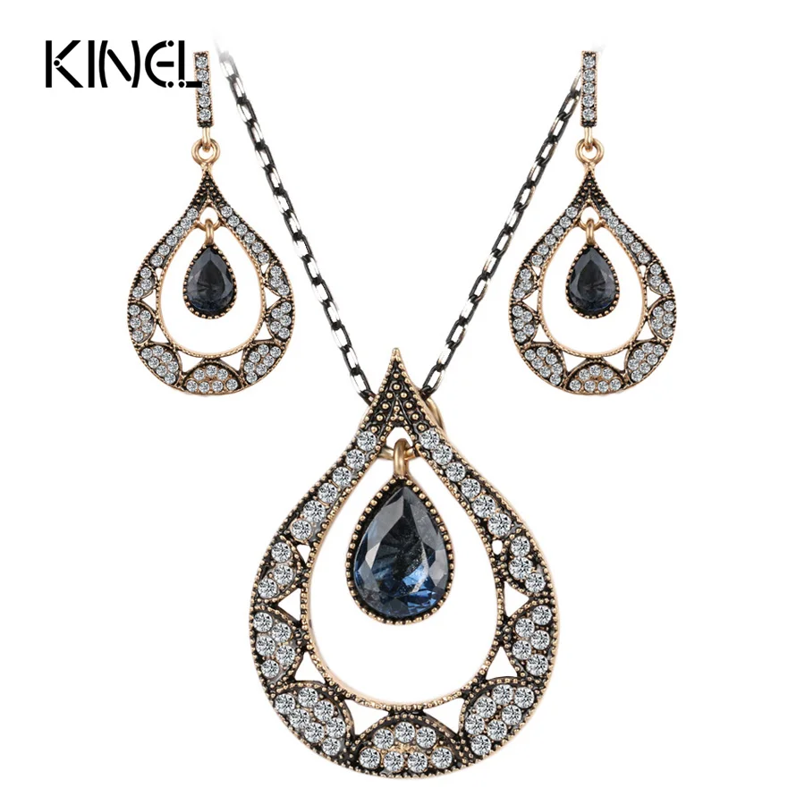 Комплект из колье и серёг с белыми кристаллами | Украшения аксессуары