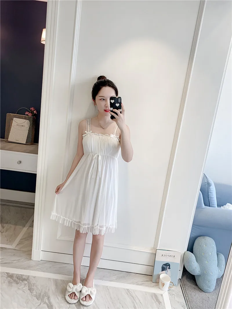 Lovely Retro Women Nightdress Lace Spaghetti Strap Princess Style Nightwear