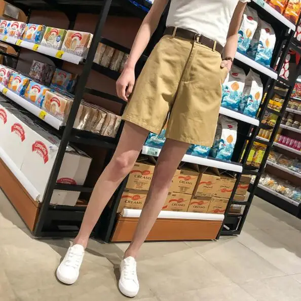 Весенние женские шорты-бермуды с высокой талией и широкими штанинами