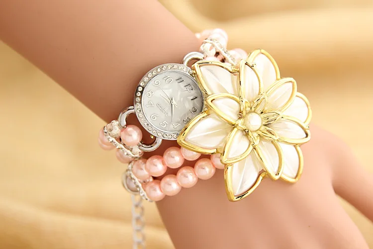 Новинка 2017 жемчужный браслет с цветами настольные женские часы студенческие