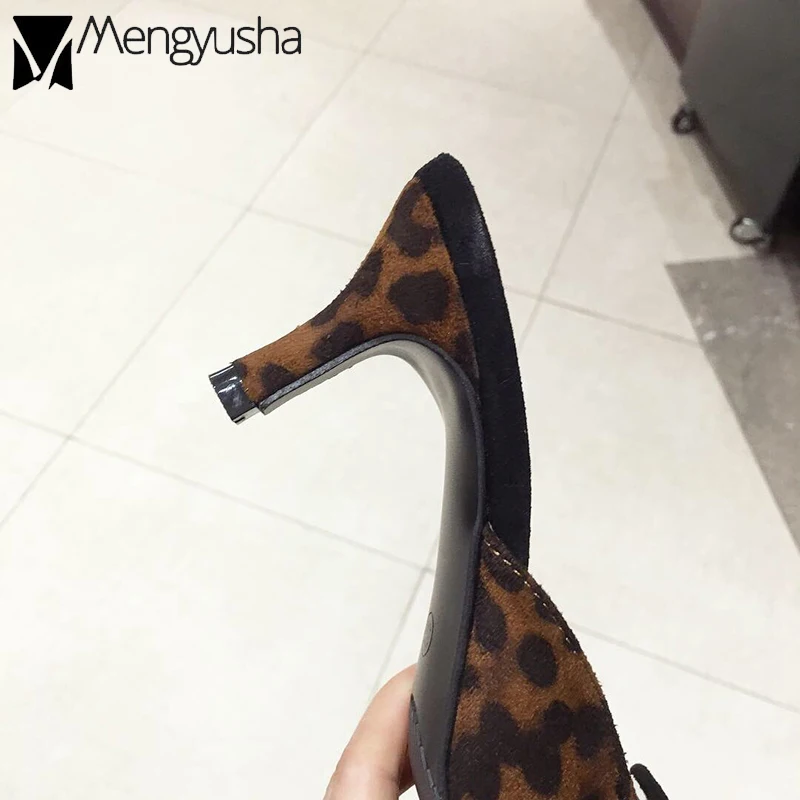 Pantuflas feminino Пряжка Леопард из флока женские туфли на шпильке однотонные