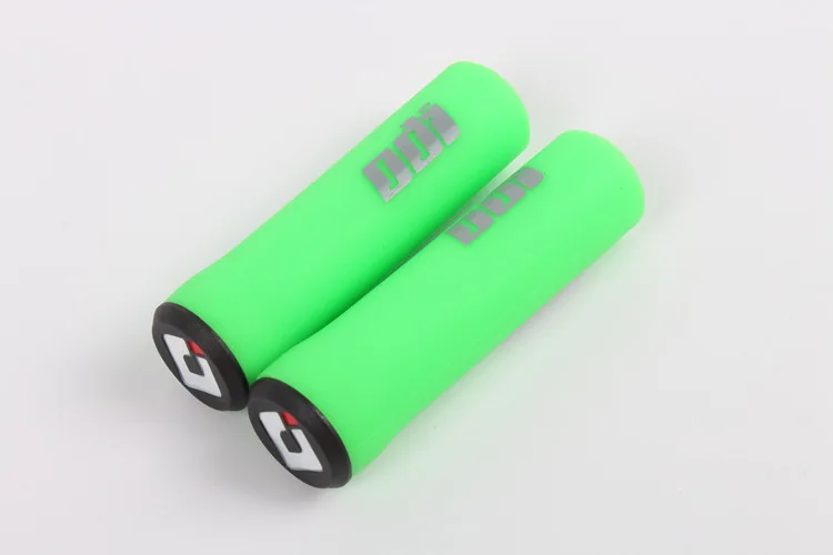 green Детский горный велосипед сцепление ODI Упоры для рук на руль велосипеда MTB силиконовая рукоятка ручки детские мягкие MTB Упоры для рук на руль велосипеда - Цвет: green