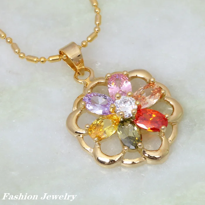 С цветочными мотивами покрытый светлым многоцветные подвески из