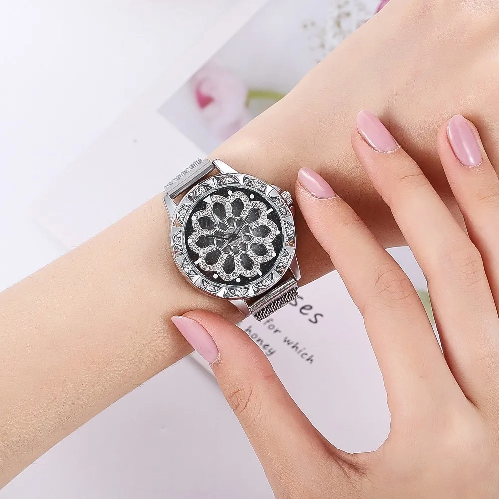 

Hot Luxury 360 Degree Rotation Watch For Women Watches Starry Sky Magnet Fashion Casual Female Wristwatch Roman Numeral Relogio