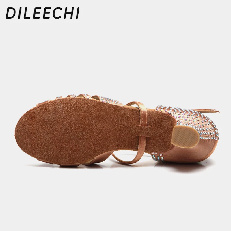 DILEECHI/атласная обувь для латинских танцев, украшенная стразами; Тканевая обувь на низком каблуке 45 мм; обувь для латинских танцев; сандалии