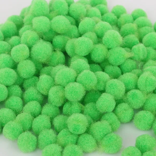 Green 300 шт./лот, 10 мм, мягкий помпон, помпон, мех, плюш, помпон для украшения дома, свадьбы, ручной работы, детские игрушки, аксессуары для шитья - Цвет: Green