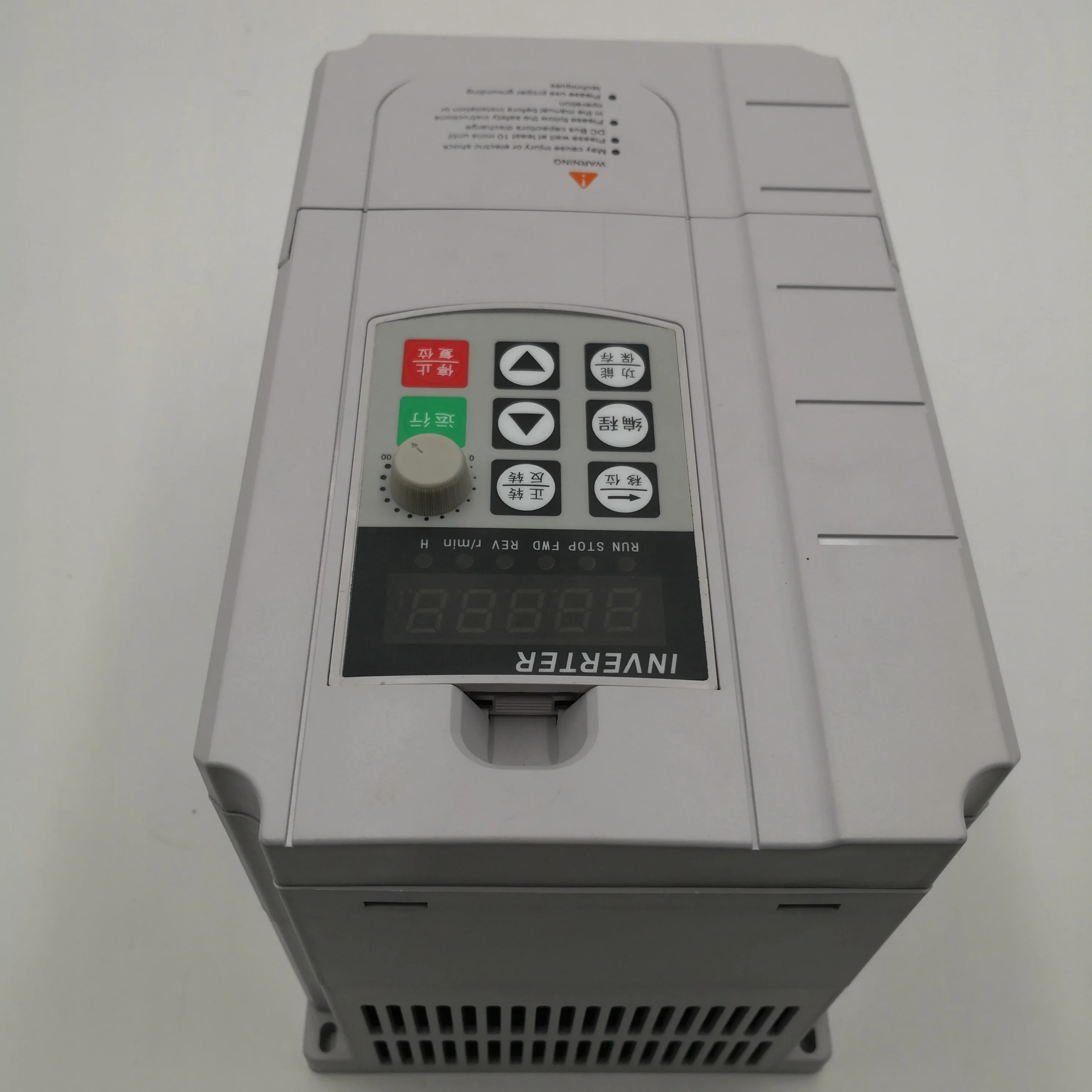 VFD 5.5KW инвертор ЧПУ шпиндель мотор контроль скорости 220 В 5.5KW 220 В 1P вход 3P выход инвертор частоты для двигателя