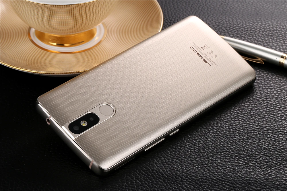 LEAGOO Мощность 5 6 Гб 64 Гб Беспроводной заряжать телефон 5,9" FHD+ безрамочный экран с ips Android 8,1 Octa Core 2X13 Мп Камера 7000 мА/ч, Батарея OTG 4G мобильный телефон