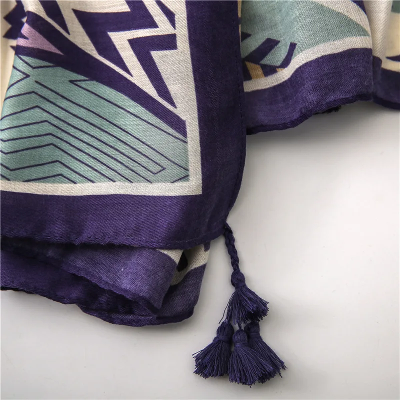 

Women Large Scarf Shawl Fashion Print Bright Foulard Female Autumn Warm Neck Scarf Geometric Design [6604]